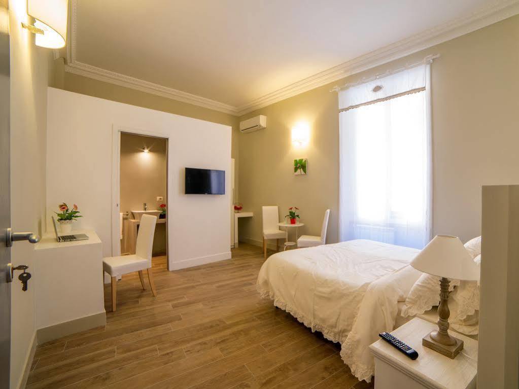 Royal Corso Roma