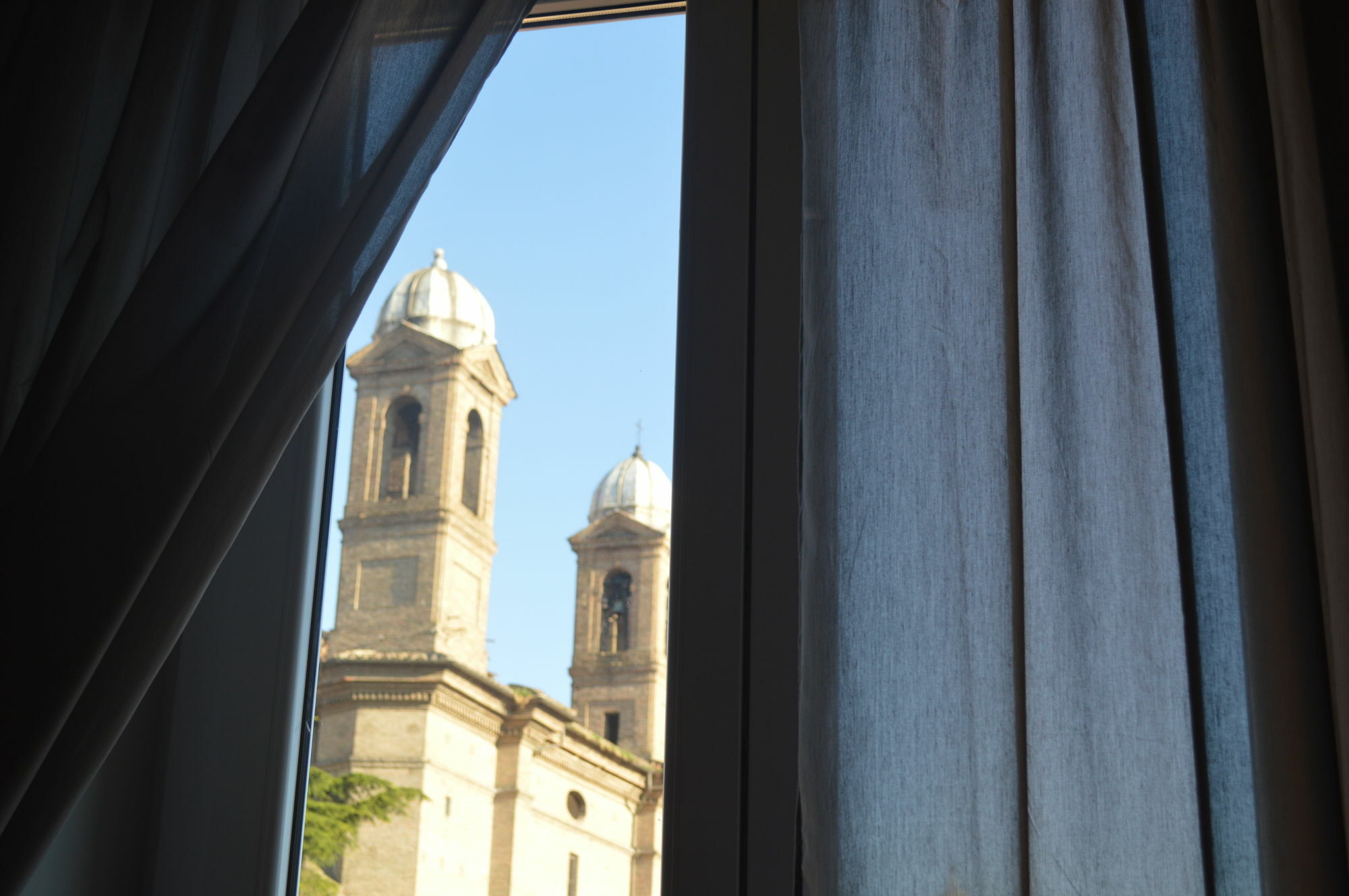Royal Corso Roma